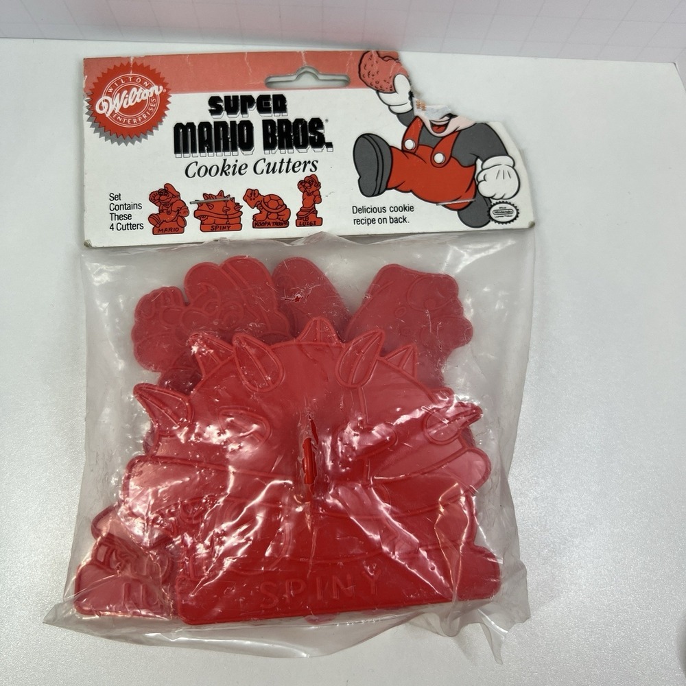 Vintage Wilton Super Mario Bros Cookie Cutters Nintendo Luigi‎ Koopa Spiny 1989